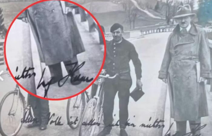 Un Suisse voulait vendre aux enchères un autographe d’Hitler