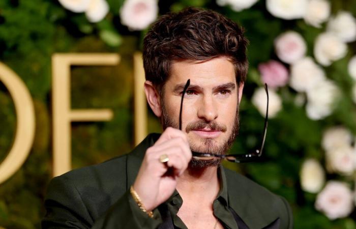 Andrew Garfield a opéré une transformation étonnante.