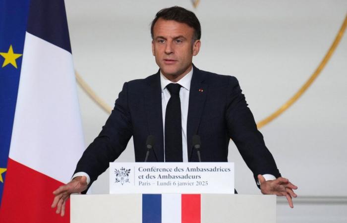 Guerre en Ukraine, Donald Trump, Elon Musk…. Que retenir du discours d’Emmanuel Macron devant les ambassadeurs de France ?