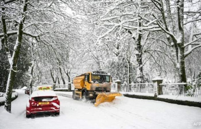 La neige et la glace perturbent la saison des voyages du Nouvel An en Europe