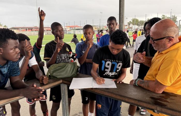 un recruteur italien détecte 4 jeunes talents guyanais