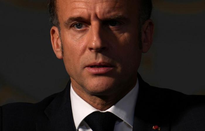 L’Ukraine doit adopter une position “réaliste” sur les questions territoriales, déclare Macron