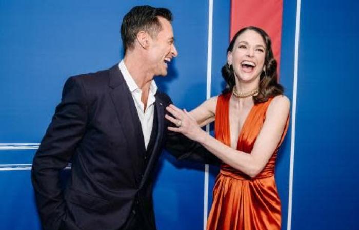 Un an après son divorce, Hugh Jackman apparaît avec son nouveau partenaire Sutton Foster… Qui est-elle ?