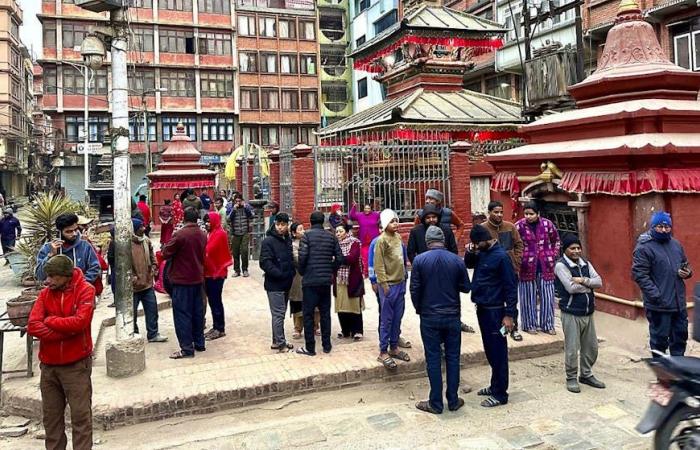 Un tremblement de terre frappe le Tibet : 53 morts et de nombreux bâtiments détruits