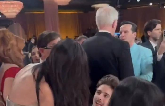 La fille de Demi Moore a pris sa défense après avoir été accusée d’avoir snobé Kylie Jenner aux Golden Globes