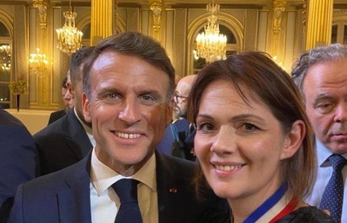 Meilleure ouvrière de France, Emeline Delsaut, photographe basée à Rodez, partage le gâteau avec Emmanuel Macron à l’Elysée