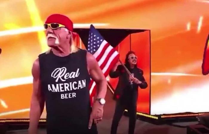 Hulk Hogan revient aux huées de monstres lundi soir à Raw