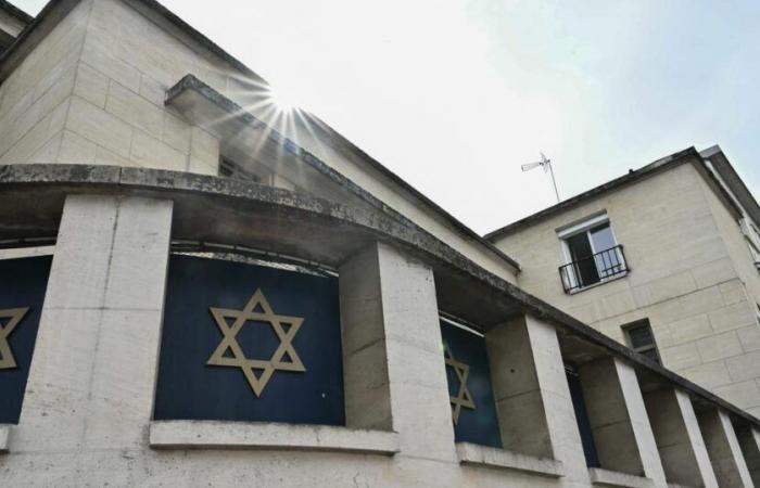 Des tags antisémites découverts sur la synagogue, Retailleau « espère une justice intraitable »