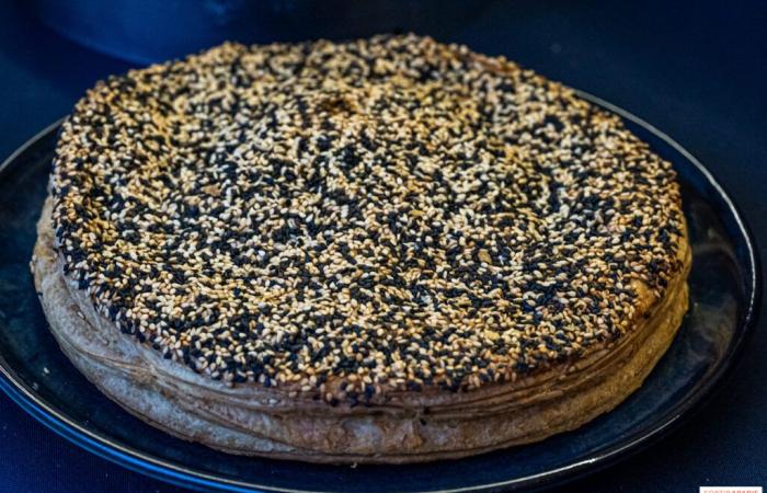 The artisanal galettes des rois from Pépite Boulangerie in the 11th: Frangipane and Black Sesame