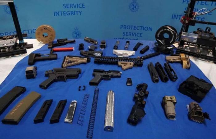 Les services frontaliers pincent un fabricant d’armes en Ontario