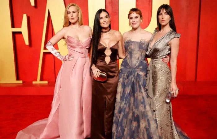 Les filles de Demi Moore n’arrivent pas à rester calmes après sa première victoire aux Golden Globes