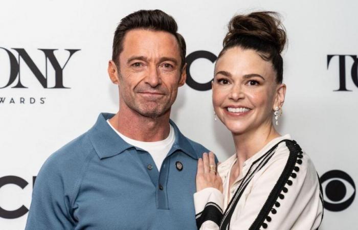 Hugh Jackman et Sutton Foster ne se cachent plus, ils ont été surpris en train de se tenir la main