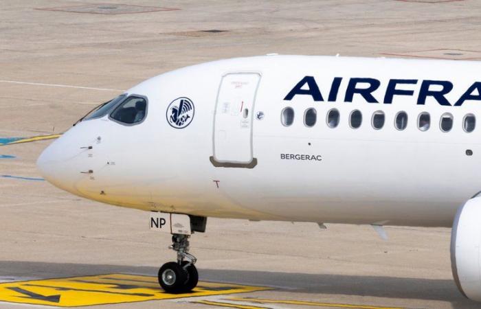 Air France prend livraison d’un nouvel Airbus A220 qu’elle baptise « Bergerac »