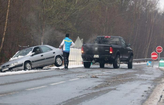 deux morts et une trentaine de blessés