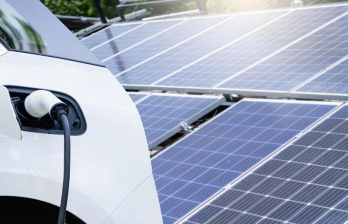 la voiture électrique solaire qui promet 1 600 km d’autonomie