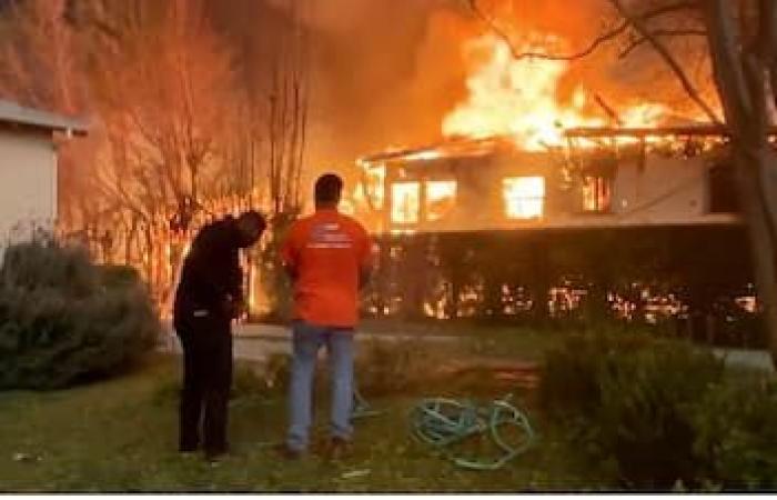 des citoyens ont joué aux super-héros au cœur de l’incendie