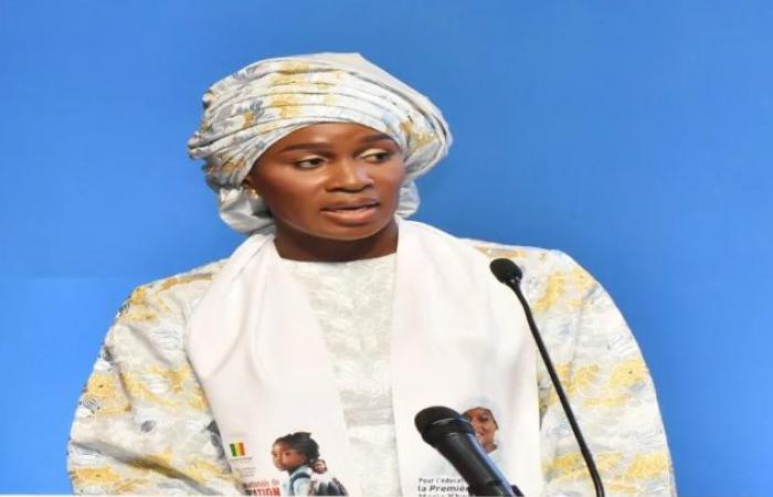 La Première Dame Marie Khone Faye appelle à des actions concrètes pour l’éducation des filles au Sénégal