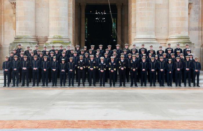 La princesse Leonor et ses 75 camarades prient à Cadix avant de mettre les voiles