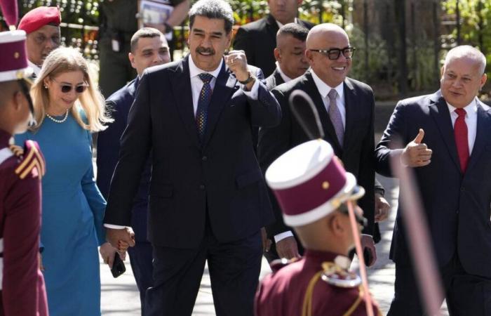 Au Venezuela, Nicolas Maduro prête serment pour un troisième mandat de six ans