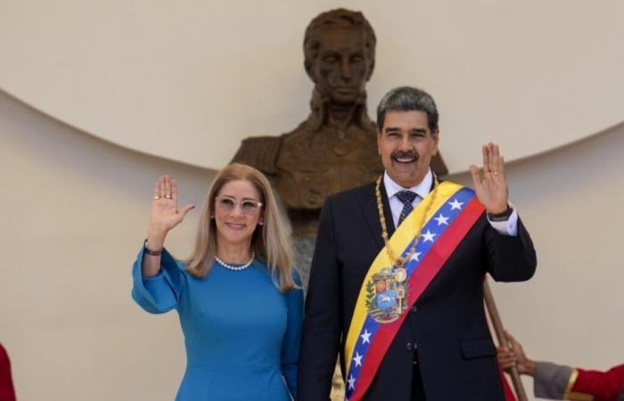 Le président Maduro investi, « un coup d’État » selon l’opposition