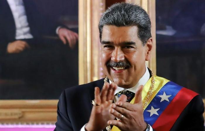 Maduro plaisante sur la présence de son rival à l’investiture