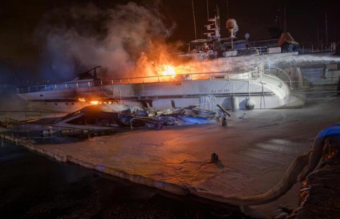 trois yachts ravagés par un incendie dans une marina des quartiers nord