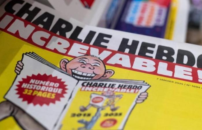 Les Unes de Charlie Hebdo arrachées des murs d’un restaurant