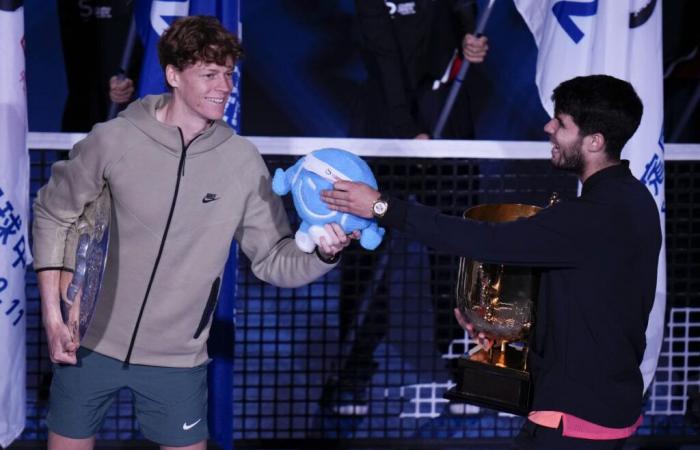 Carlos Alcaraz et Jannik Sinner ont une véritable rivalité au sommet du tennis masculin