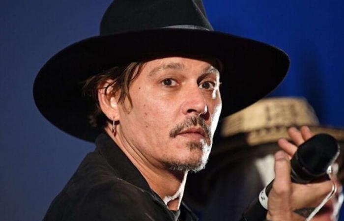 Une arnaque en ligne utilise l’identité de Johnny Depp, l’acteur râle et prévient ses fans