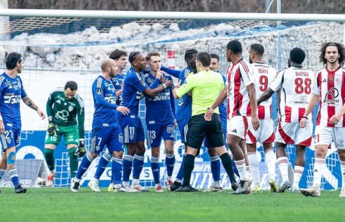 A la pause, Bastia battait Ajaccio dans le derby corse