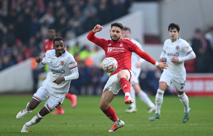 Notes des joueurs de Nottingham Forest contre Luton alors que Ramon Sosa joue et un autre joueur obtient 9/10