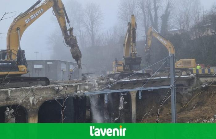 le pont Carsoel presque centenaire à Uccle est détruit