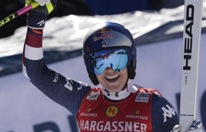 Lindsey Vonn impressionne en skiant en se classant 6e lors de sa première course de descente en Coupe du monde depuis 2019