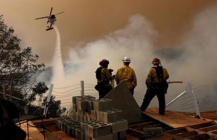 Les incendies de forêt continuent de se propager à Los Angeles