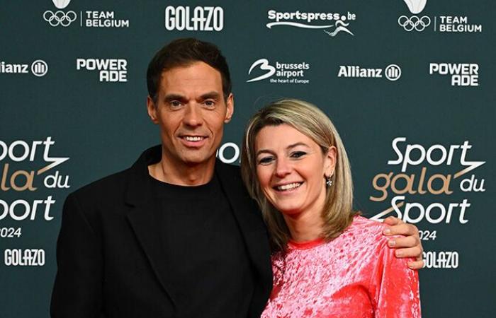 Un gala sportif accueille les meilleurs joueurs sur le tapis rouge