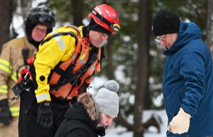 un homme et un chien sauvés par les pompiers