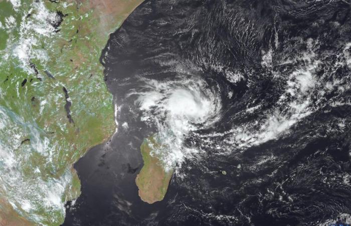 des pluies torrentielles s’abattent sur une île encore traumatisée par le cyclone Chido