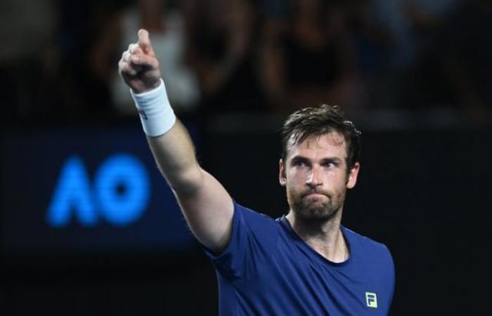 Quentin Halys s’impose en cinq sets face à Adam Walton au premier tour de l’Open d’Australie, après avoir été mené deux sets à zéro