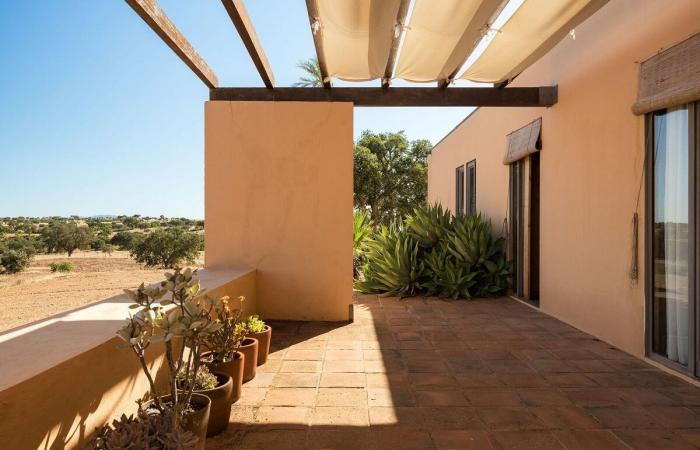 Une maison conçue pour deux artistes en Alentejo