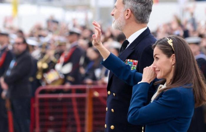 les adieux touchants de Letizia d’Espagne et du roi Felipe VI à leur fille Leonor