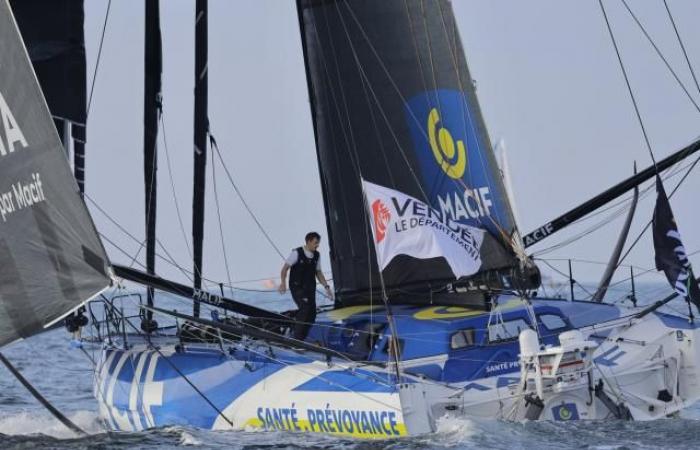 Charlie Dalin à moins de 500 milles (926 km) de l’arrivée du Vendée Globe