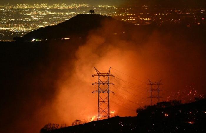 Le bilan s’élève à 16 morts alors que les flammes continuent de se propager en Californie