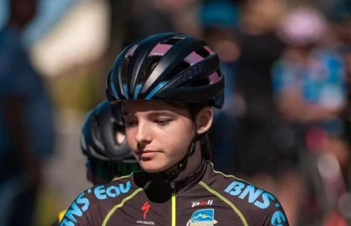 Lucie Elizalde, 16 ans, remporte le titre de championne de France de cyclo-cross