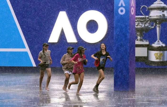 Un orage bouleverse le calendrier des matchs à Melbourne