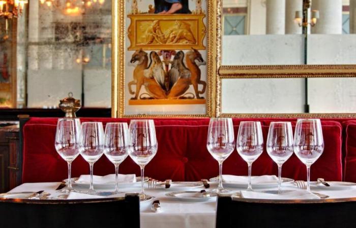 Au Grand Véfour, dans l’un des plus beaux restaurants de France, des vins inattendus et accessibles