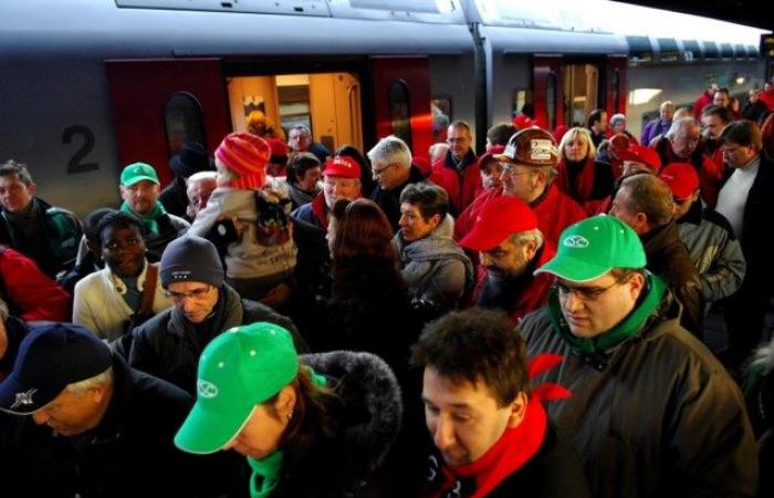 Les syndicats attendent lundi au moins 22.500 enseignants flamands à Bruxelles pour une manifestation contre la réforme des retraites