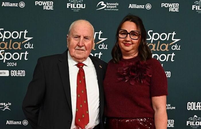 Un gala sportif accueille les meilleurs joueurs sur le tapis rouge