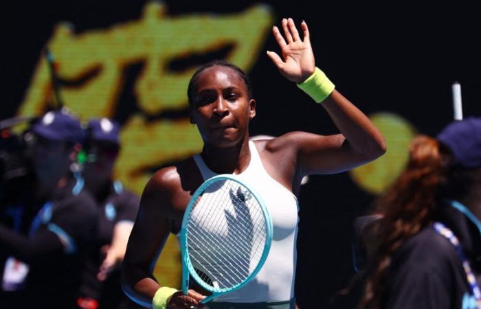 Coco Gauff domine Sofia Kenin lors du match d’ouverture de l’Open d’Australie, exorcisant ses démons à Wimbledon.