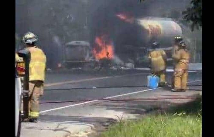 Que s’est-il passé au kilomètre 271 ? L’incendie mobilise les pompiers et ferme la route