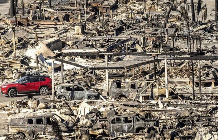 24 morts alors que les pompiers tentent de contenir les flammes à Los Angeles avant le retour des vents cette semaine